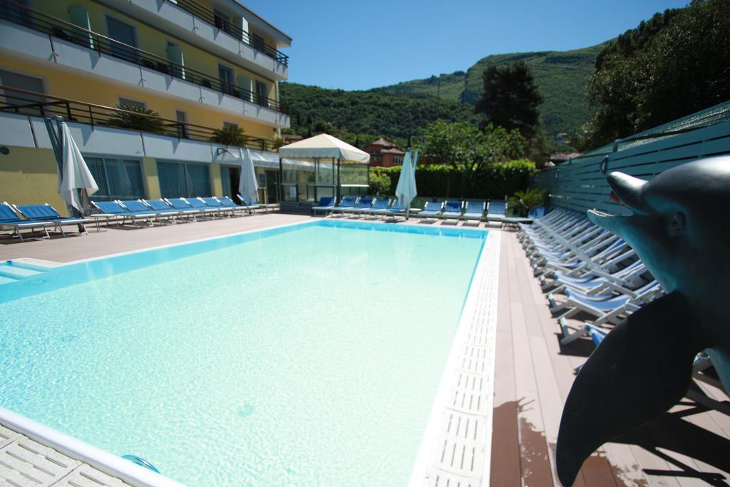 Hotel Miorelli Torbole Sul Garda Exterior foto