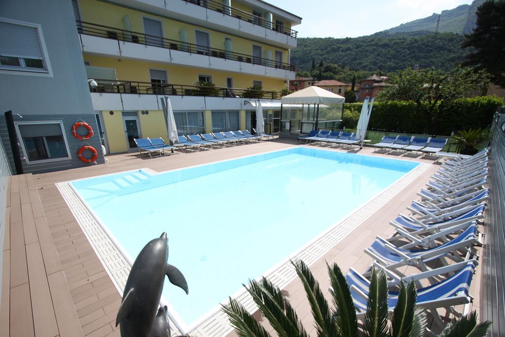 Hotel Miorelli Torbole Sul Garda Exterior foto